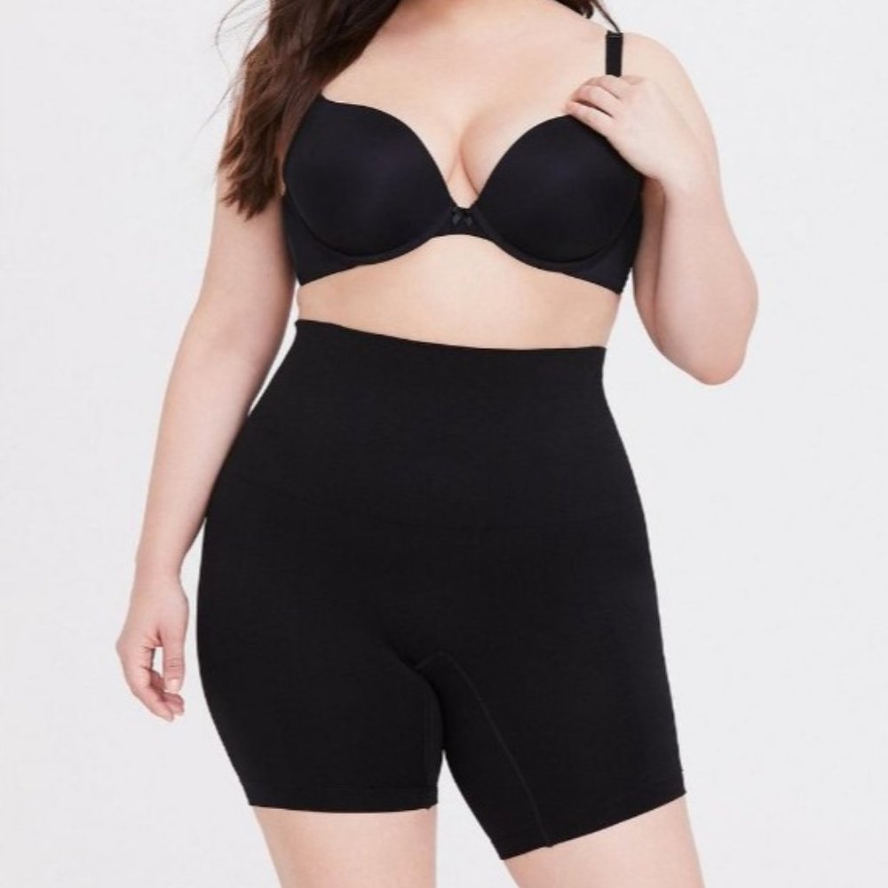 New Torrid Curve Black Seamless High Waist Bike Short Panty Shapewear 1X